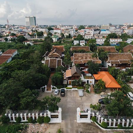 Green Park Boutique Hotel Vientiane Exterior photo