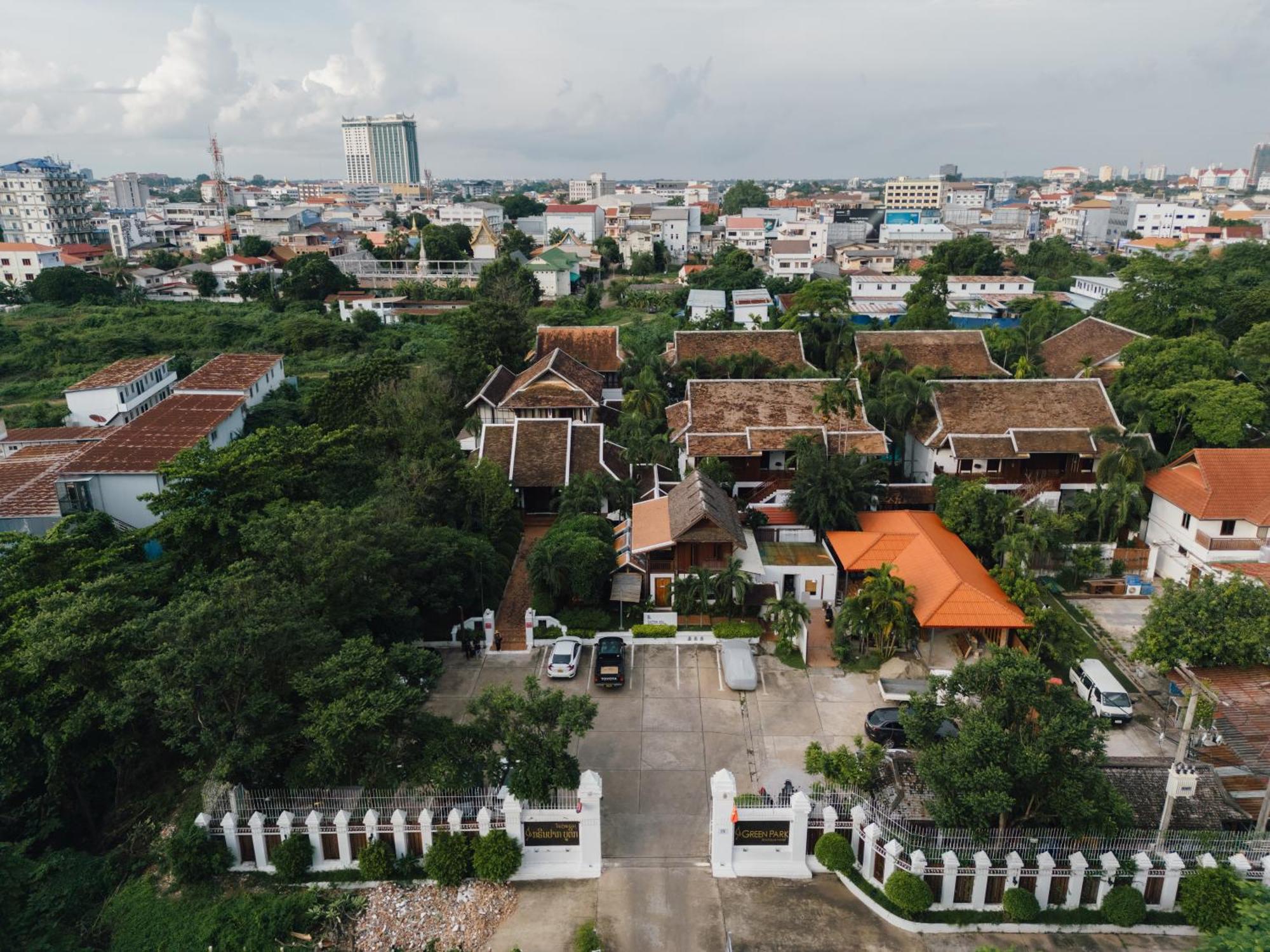 Green Park Boutique Hotel Vientiane Exterior photo